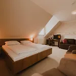 Cesarski - Kaiserhof 3* Giżycko