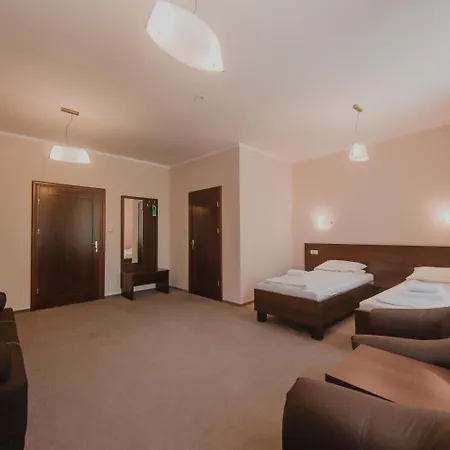 فندق Cesarski - Kaiserhof 3*
