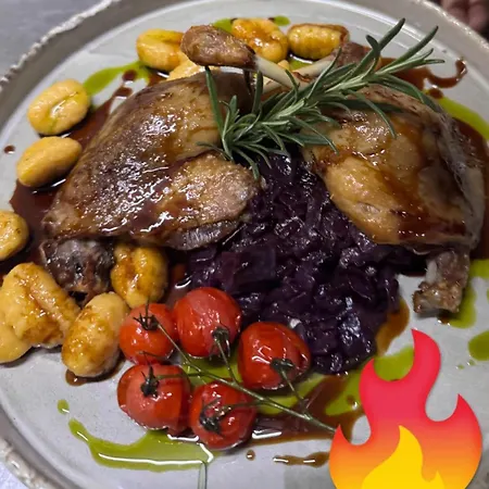 فندق Cesarski - Kaiserhof 3*