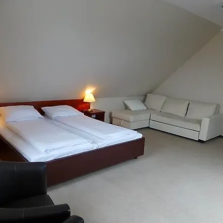 Cesarski - Kaiserhof 3*
