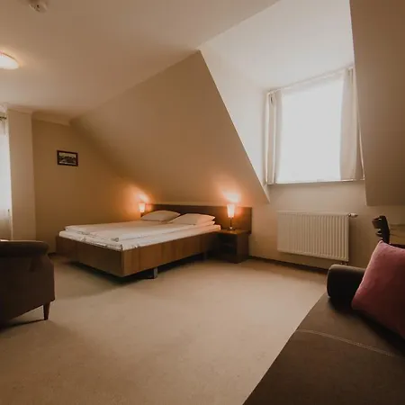 فندق Cesarski - Kaiserhof