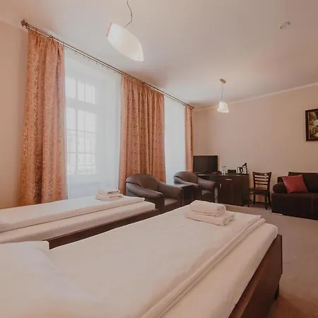 Cesarski - Kaiserhof Szálloda