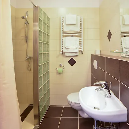 Hotel Cesarski - Kaiserhof Gizycko