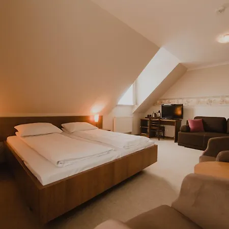 Hotel Cesarski - Kaiserhof Giżycko