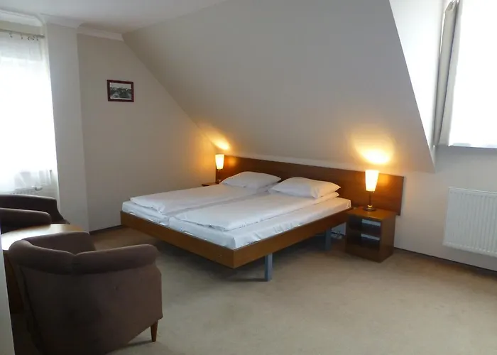 Cesarski - Kaiserhof 3*